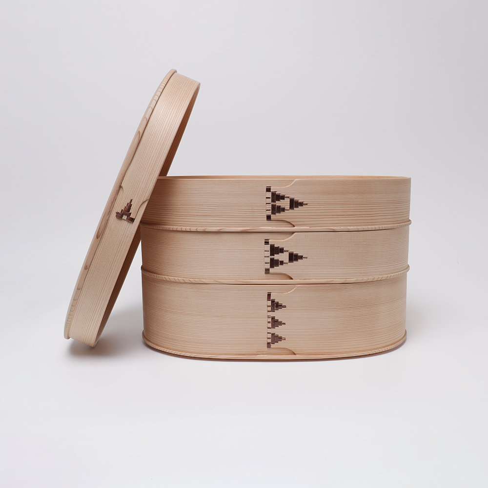 ここ　大館曲げわっぱ　三段重　七寸白木内朱　未使用 ここ様専用 大館曲げわっぱ 三段重 七寸白木内朱 未使用 【公式